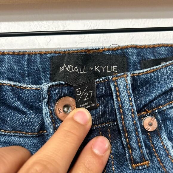 Kendall & Kylie Jean shorts Sz: 5/27 - Picture 4 of 6